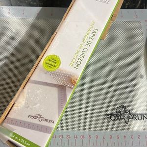 Silicone baking mat non stick for run baking European luxury warranty 1 year new